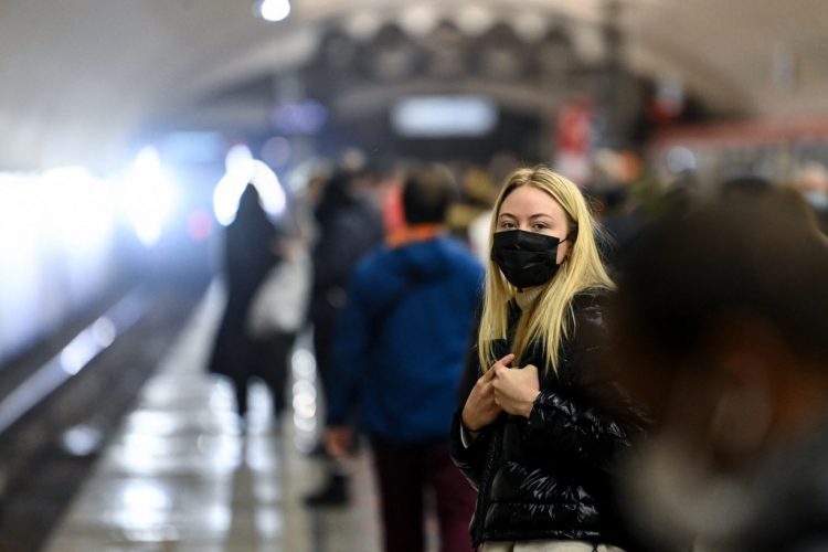 Simptomi omikrona na koje se ljudi najčešće žale