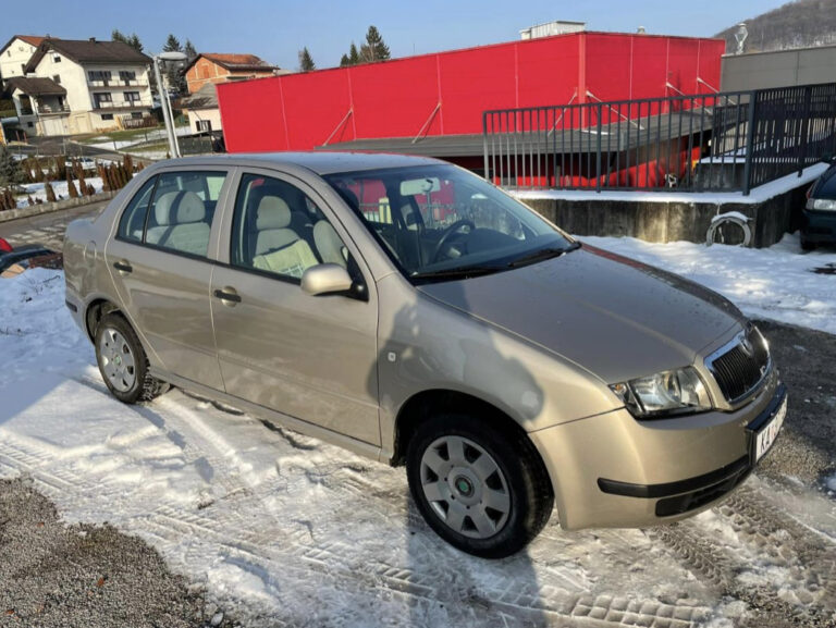 Nesvakidašnji oglas: Muškarac odlučio pokloniti svoj automobil, ali ima uslov…