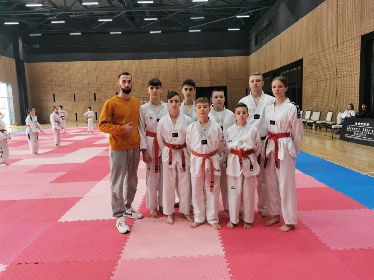 Taekwondo klub “Start” bogatiji za pet majstorskih zvanja