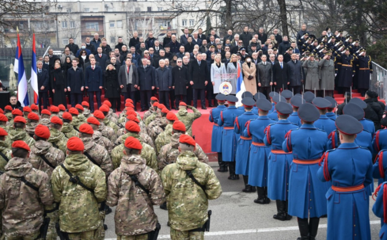 SAD zahtijevaju istragu izvještaja o veličanju ratnih zločinaca u RS