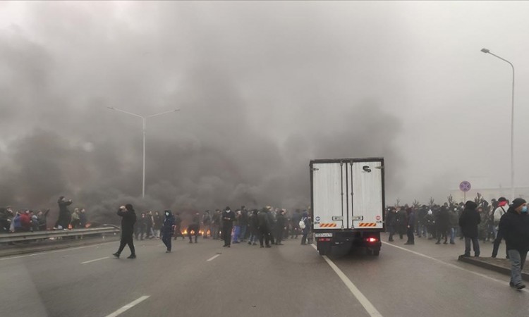 Kazahstan protesti privodjenje AA