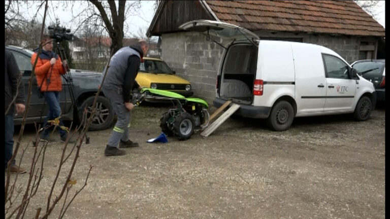 Pomoć u građevinskim i poljoprivrednim mašinama za članove udruženja boraca