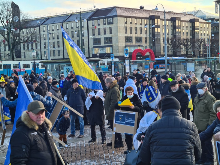 Protesti za domovinu BiH u Geteborgu: Ne dozvolite povratak u devedesete godine