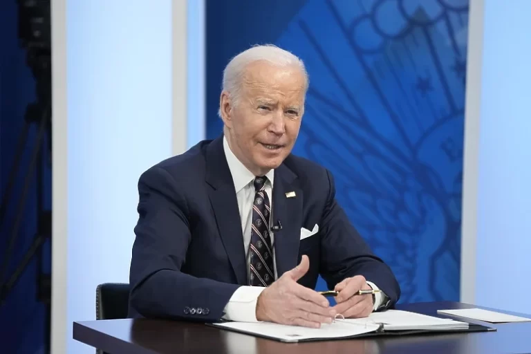 Biden: Dogovorili smo razorne pakete sankcija Rusiji 