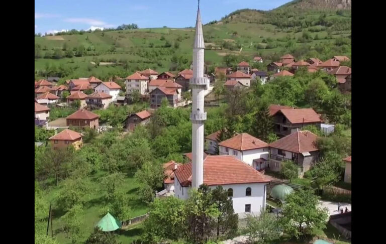 Zenička SDA se oglušila na upozorenja MIZ, održali sastanak u džamiji 