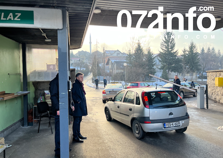 Vijećnici ”ZI-KF” posjetili bolnicu, Kasumović podigao rampu, intervenisalo obezbjeđenje (VIDEO)