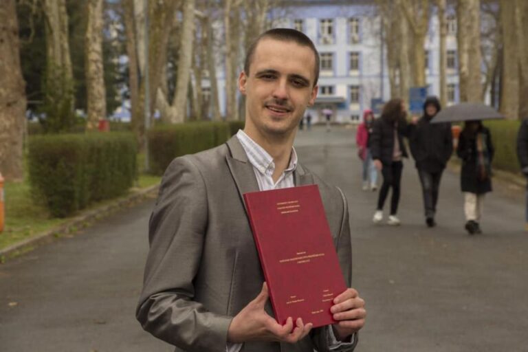 Željko Simeunić – put od diskriminacije do diplome socijalnog radnika