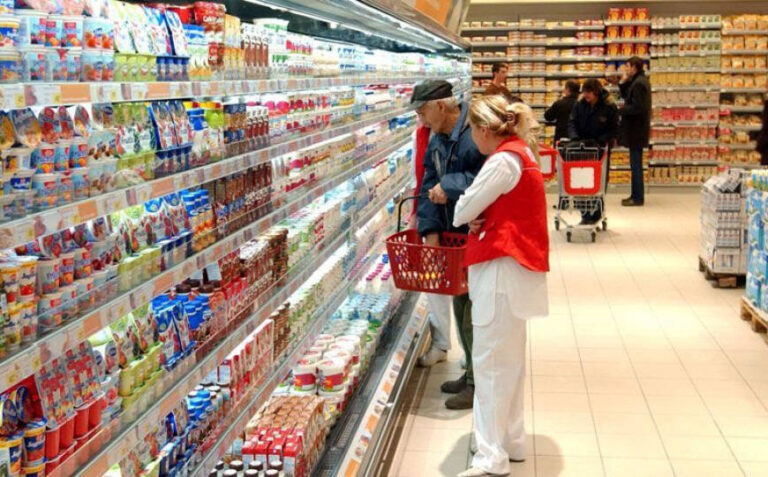 Raste cijena sindikalne potrošačke korpe: Vlast mora pomoći građanima