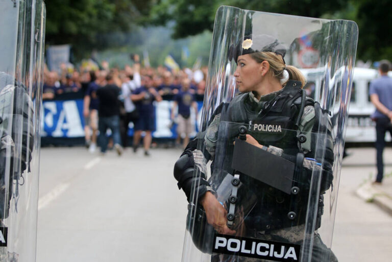 Mjere i aktivnosti Uprave policije MUP-a ZDK na osiguranju nogometnih utakmica u Zenici   