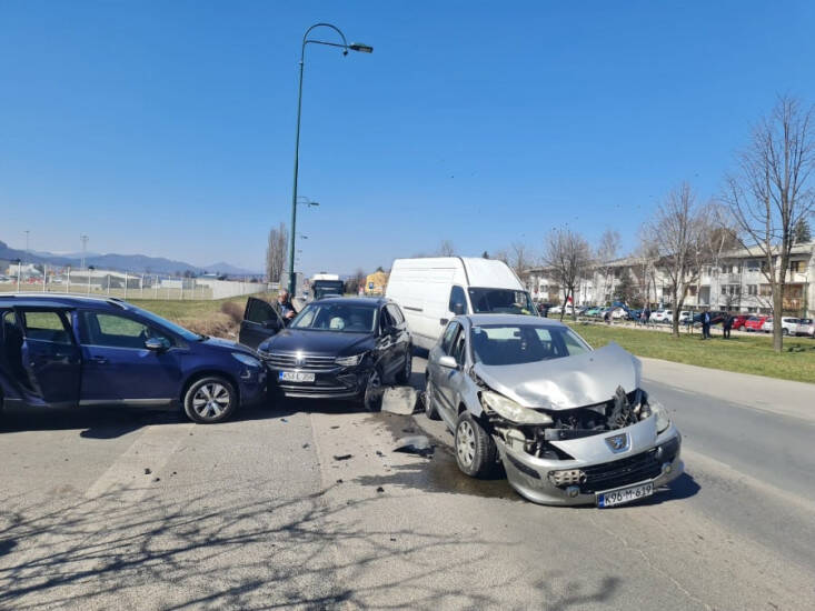 BiH: Lančani sudar više vozila