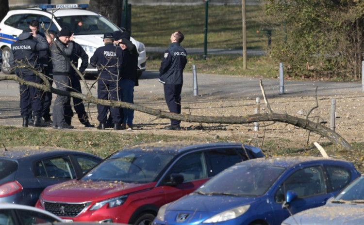 Svjedoci pada letjelice: Eksplodiralo je 2 metra od mene, hvala Bogu što sam živa