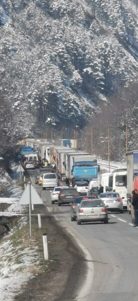 Obustavljen saobraćaj na M-17, evo o čemu se radi