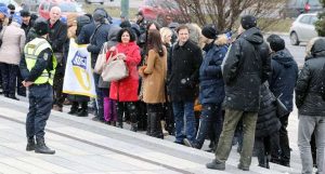 220310 protesti drzavni sluzbenici 48049