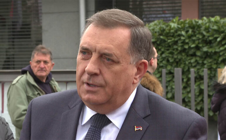 Dodik: Postoji varijanta da RS sama organizuje izbore