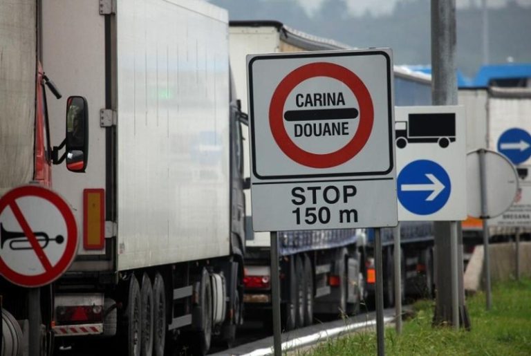 Zbog nerada Parlamenta BiH još će se čekati na carinu bez papira