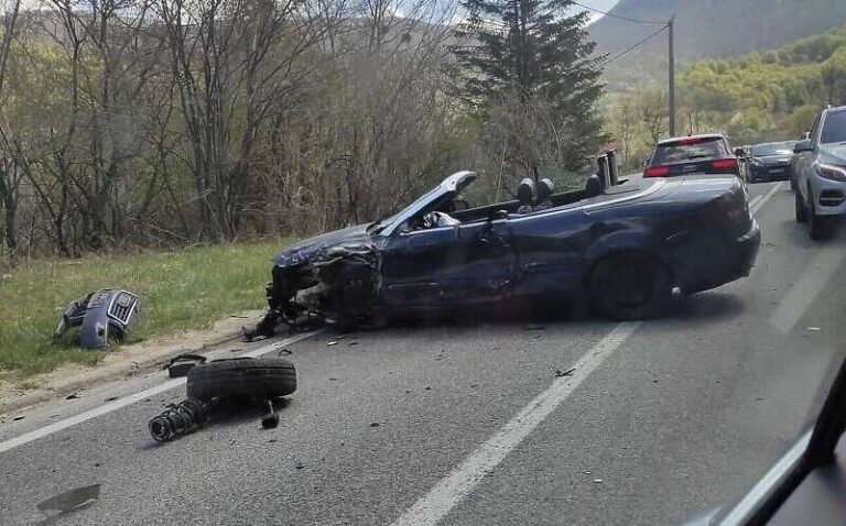 Silovita saobraćajna nesreća u BiH, od udara otpao točak na Audiju