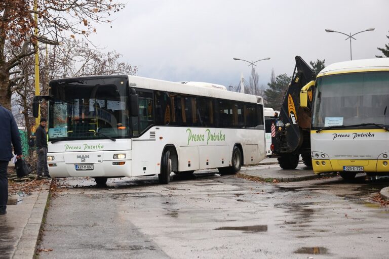 Gradska uprava Zenica zatražila hitno ukidanje poskupljenja penzionerskih karata