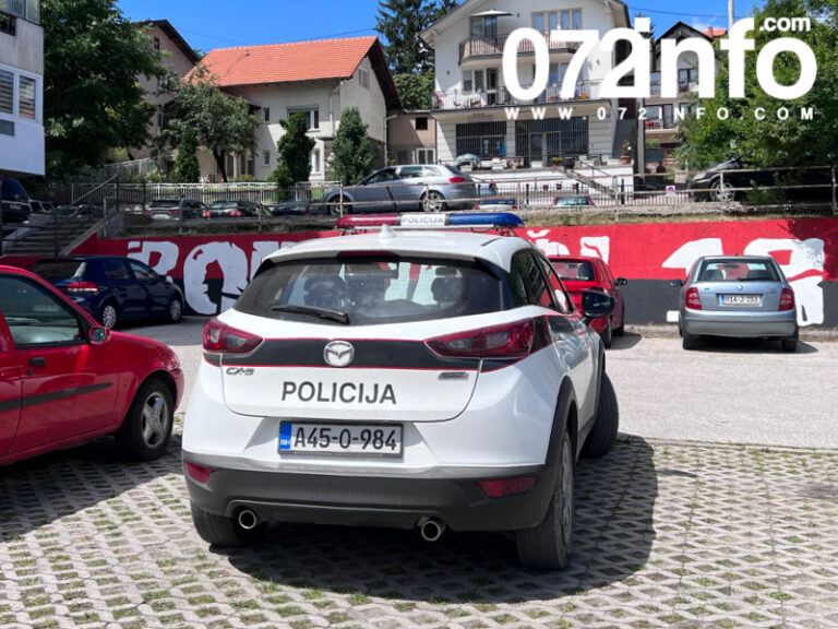 Tri osobe napale maloljetnika u Radakovu, otuđili mu mobitel