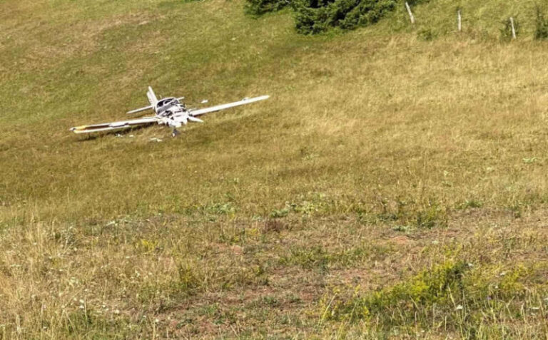 Srušila se letjelica u BiH, poginulo dvoje ljudi