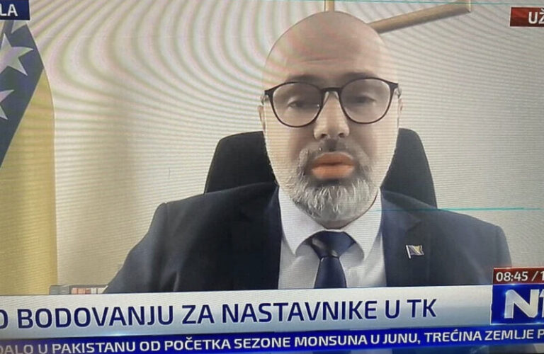 Tuzlanski ministar uključio filter tokom javljanja u program, tviteraši ga ismijavaju