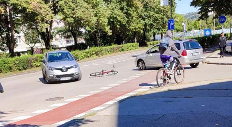 NESREĆA U BIH:Žena autom udarila biciklistu