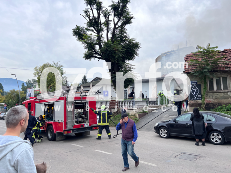 Gori “Bella Ciao” u Zenici, vatrogasci gase požar  