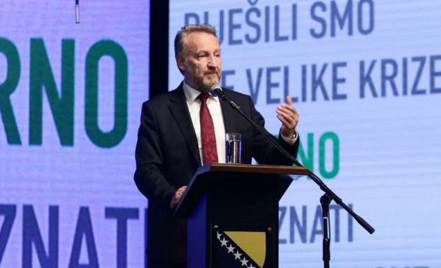 Izetbegović: Danas rodno mjesto ZAVNOBiH-a prisvaja samo jedan narod