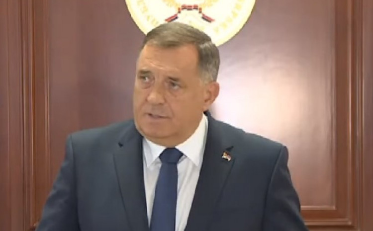 Dodik po starom: Predložio sam da se Šmit proglasi personom non grata