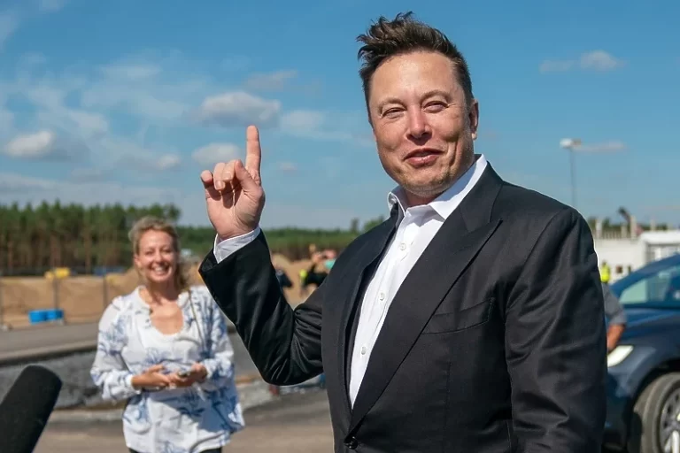 Elon Musk povukao zahtjev da Pentagon finansira Starlink u Ukrajini