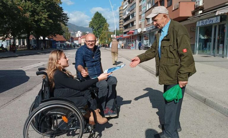 Novi ulični performans Udruženja paraplegičara i oboljelih od dječije paralize Zenica