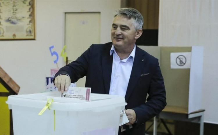 Sfinga zvana Željko: Kako to da samo Komšić nikad nije pokraden na izborima?