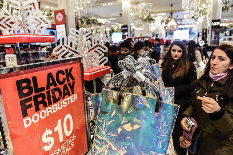 Bliži se Black Friday: Korisni savjeti kako sačuvati podatke i novac