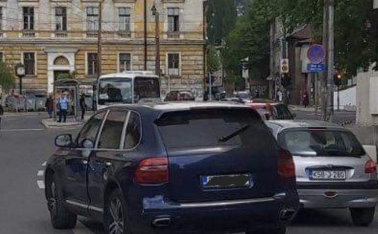 Uhapšene dvije osobe zbog nesreće iz maja ove godine, kada je Poršeom udaren student iz Zenice