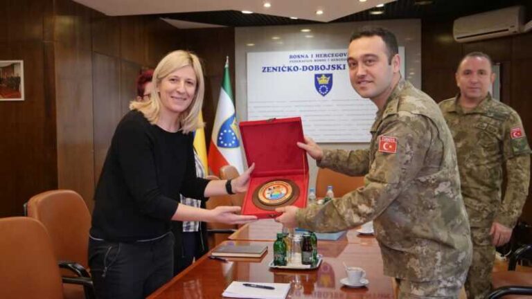 Premijerka Mehmedić primila u nastupnu posjetu komandanta LOT EUFOR-a u Zenici