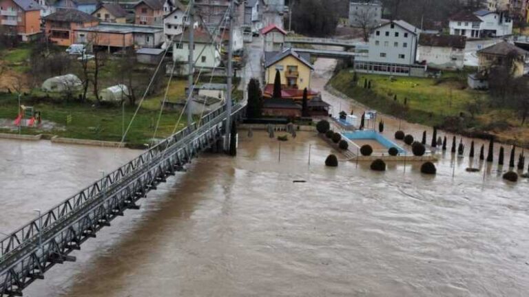 Poplave u BiH: Poplavljen dio restorana