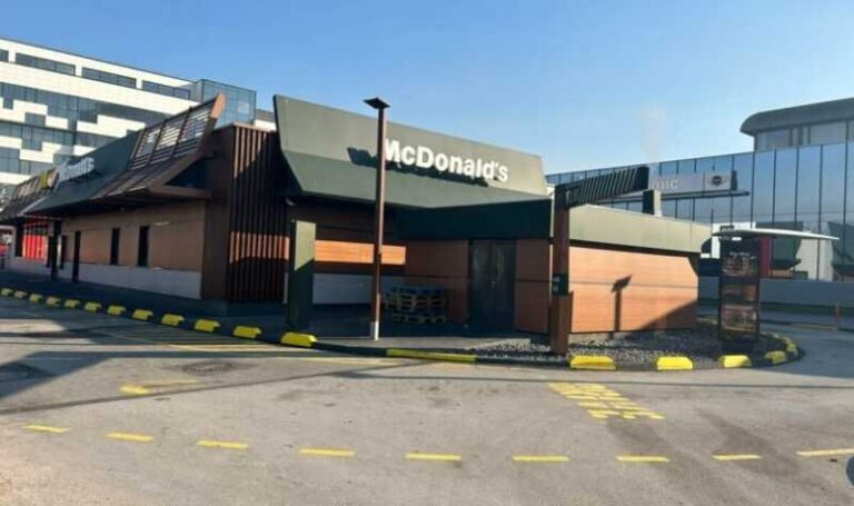 Novi skandal na pomolu: McDonald’s na Stupu nikad nije dobio račun za vodu!? Provjerava se je li bio nelegalan priključak