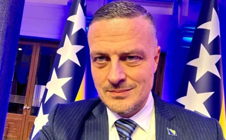 Mijatović čestitao nezavisnost domovini BiH: Ja kao “Dodikov čovjek”, želim svim “patriotama” iz RS i FBiH da nestanu sa političke scene