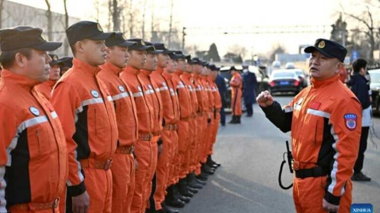 Kineski spasilački tim s 20 tona pomoći sigao u Tursku