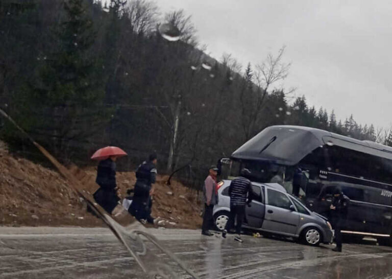 Detalji nesreće u kojem je učestvovao autobus s igračima Veleža: Šest povrijeđenih, jedno dijete (FOTO)