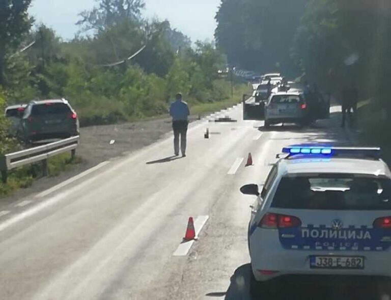 Stravična nesreća u BiH, na licu mjesta poginuo pješak