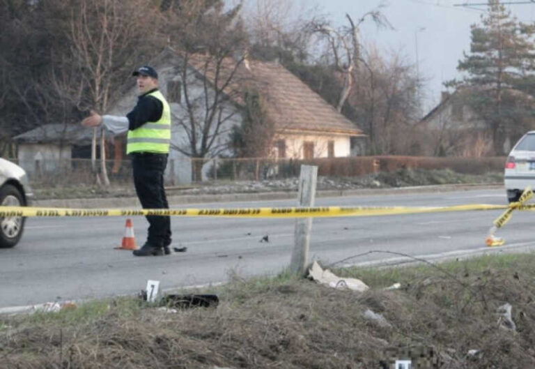 U saobraćajnoj nesreći teško povrijeđena žena