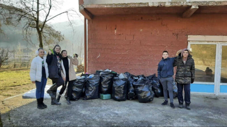 Učenici Osnovne škole “Mehmedalija Mak Dizdar” skupili 600 KM za pomoć Turskoj i Siriji