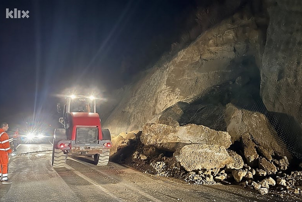 Odron na priključnoj cesti za autoput kod Zenice, zatvoren ulaz Zenica sjever