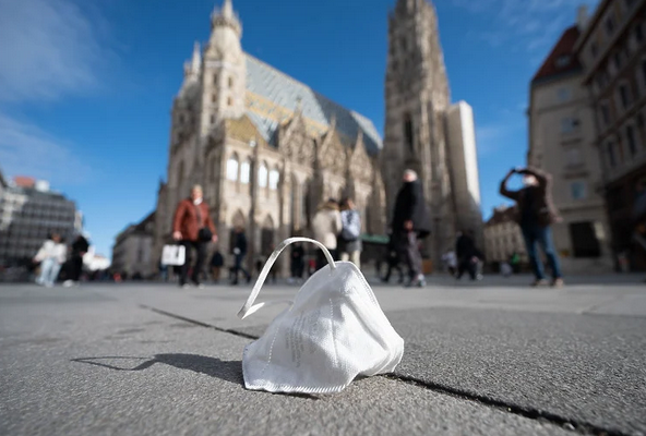 Vlasti bi od sada mogli kažnjavati one koji nose zaštitne maske, kazne do 150 eura