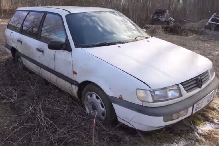 Pokušao da upali stari Passat koji je osam godina stajao na livadi (VIDEO)