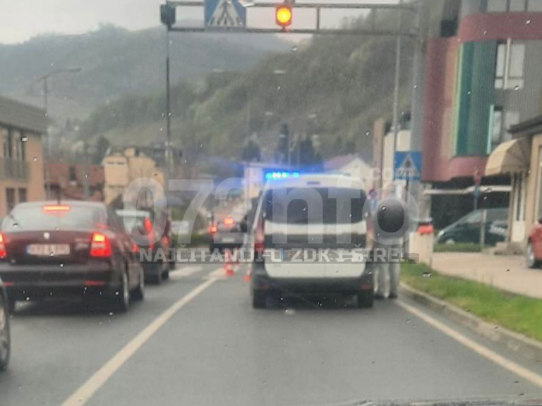 Nova nesreća na GGM-u: Zeničanku udario Reno na pješačkom, prevezena u bolnicu (FOTO)