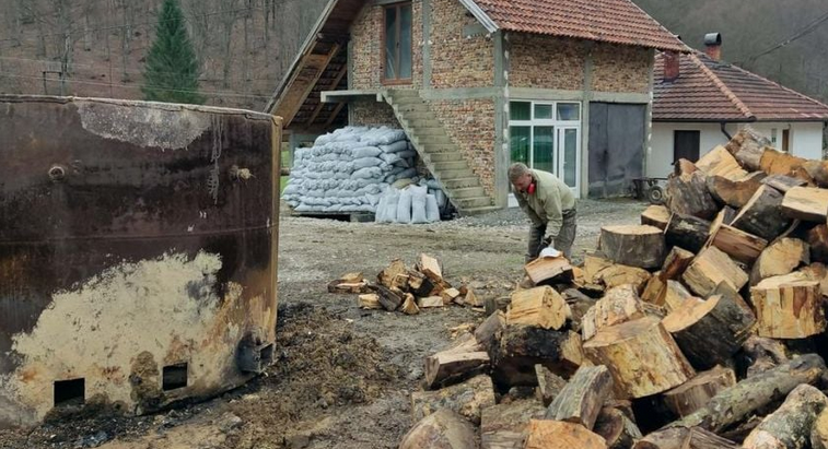 Oživljavanje “ćumurana” u BiH – za povratnike unosniji posao od stočarstva