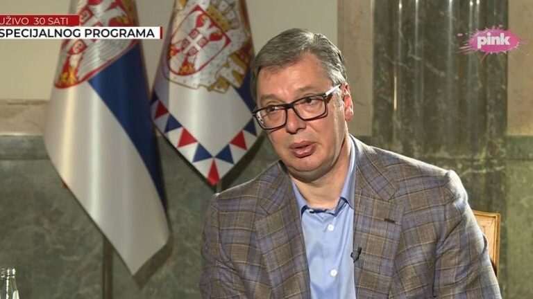 Vučić: Trudit ćemo se da nađemo najbolje rješenje za djecu iz škole u kojoj je počinjen masakr