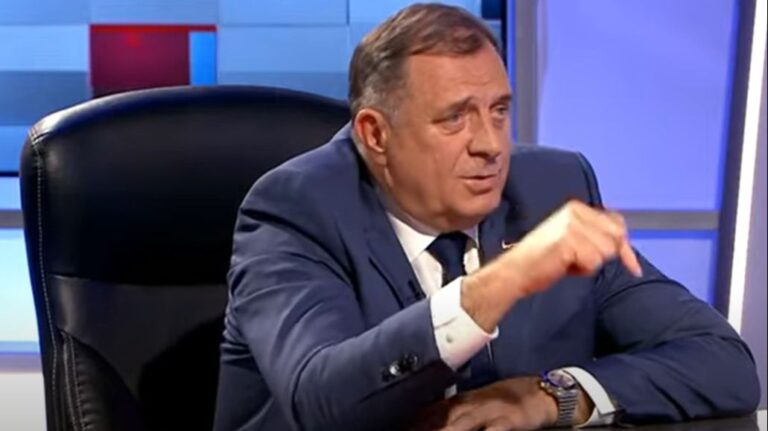 Dodik: Bez obzira na sankcije, dobio bih vizu za SAD