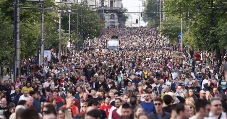 Pred Srbijom buran vikend: Skup “sendvičara” i veliki protest protivnika Vučića